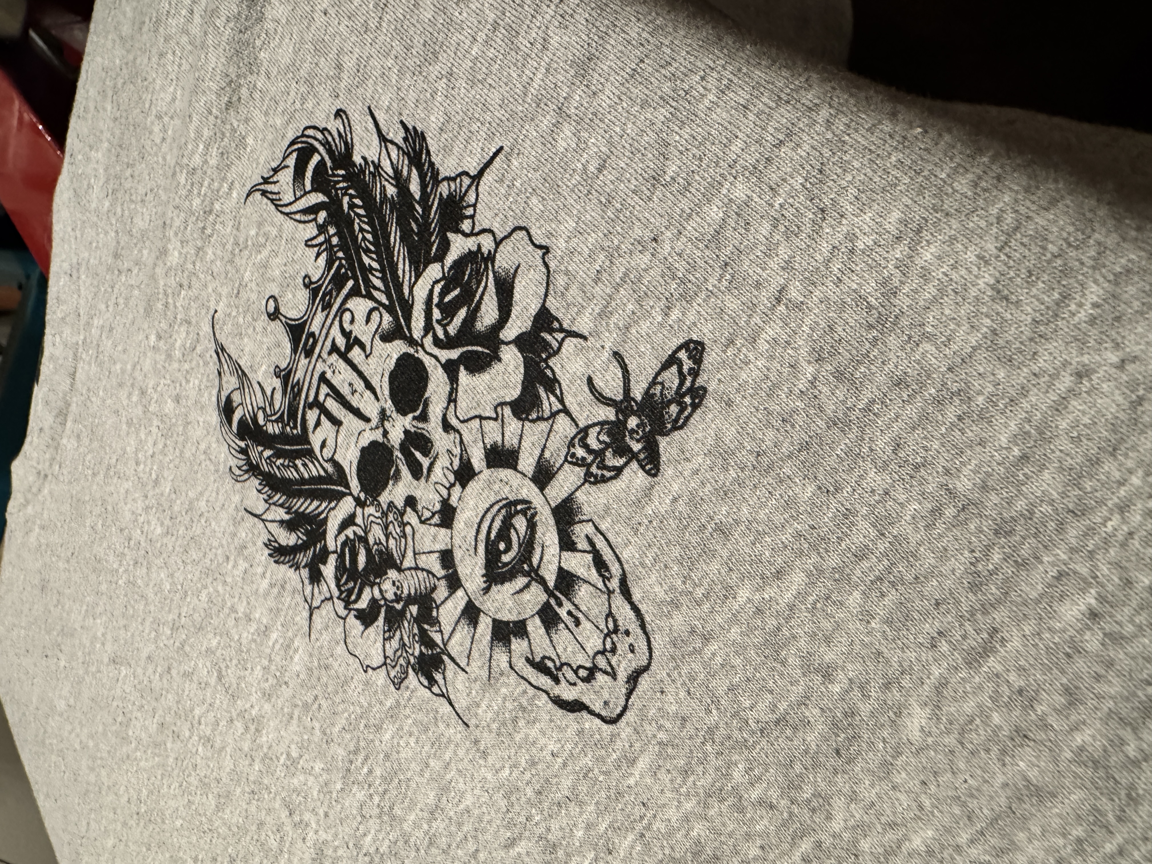 Skull Roses Grey Shirt